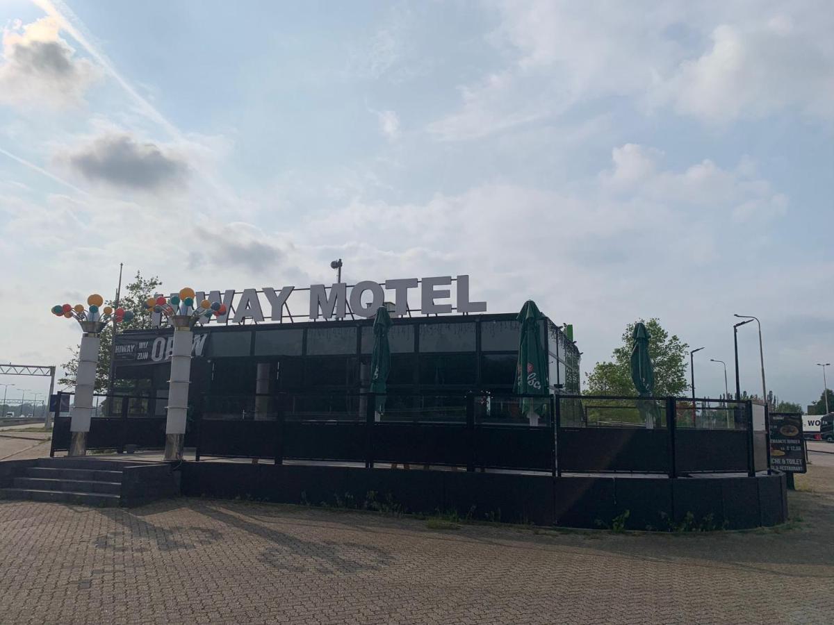 Hiway Motel Siebengewald Экстерьер фото